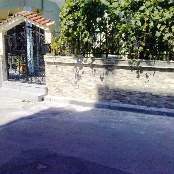 ependish toixou me plakaki tupou petras (30)