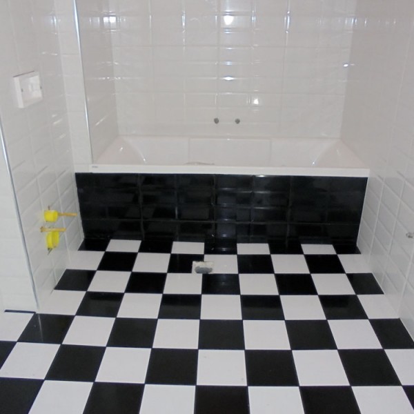 Τοποθέτηση Πλακιδίων Μπάνιου