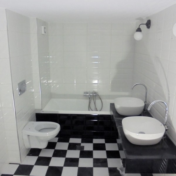 Τοποθέτηση Πλακιδίων Μπάνιου