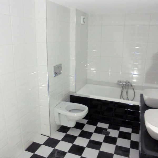 Τοποθέτηση Πλακιδίων Μπάνιου